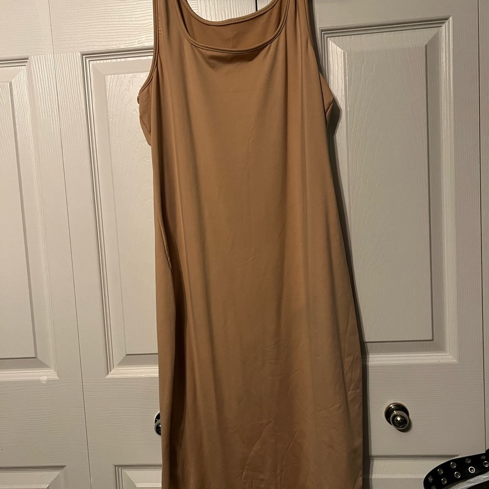 ‘Skin’ color maxi thick material
